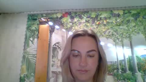 crystalqueen888 stream preview