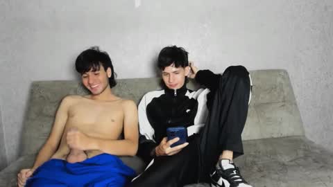 cute_boys18 stream preview