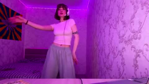 cyndidonnelly stream preview