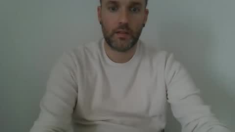 damian_ezra live stream