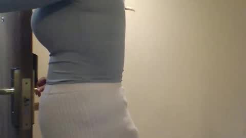 daniellledancing stream preview