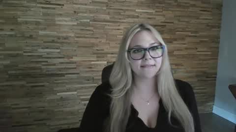 davinadeep stream preview