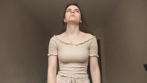 deedeevolden stream preview