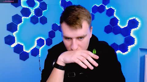 derek_hawk_ stream preview