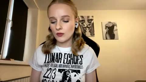 dinorahcoltman stream preview