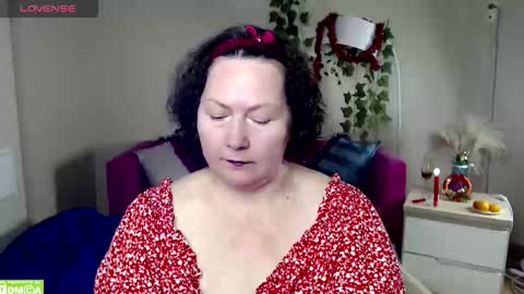 dirtymilf_700 stream preview