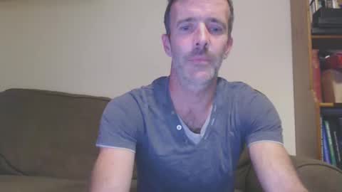 dombolio live stream