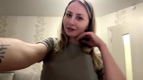 dorielathern stream preview