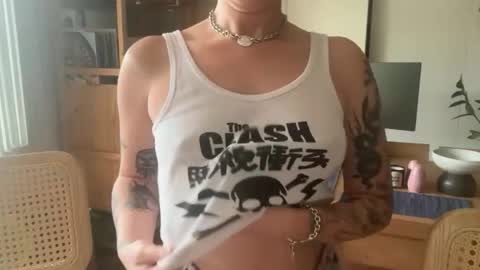 dustbunni stream preview