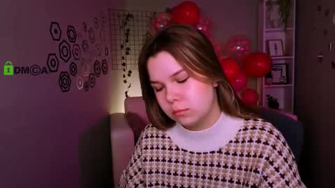 elani_grey stream preview