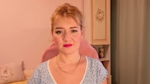 elviraforyou stream preview