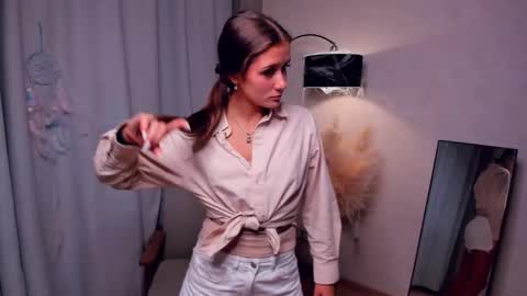 emelineweeman stream preview