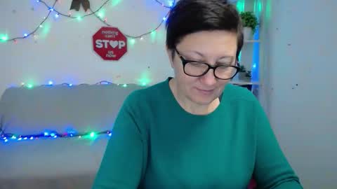 emilyl0vee stream preview