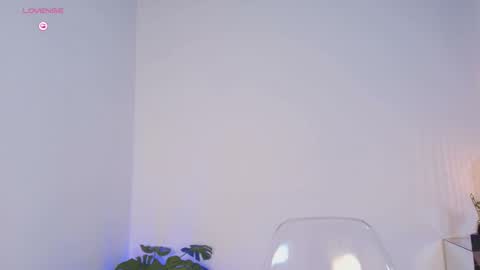 emmaa_blossom stream preview