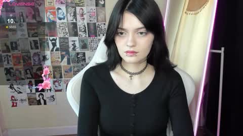 emmadarkk stream preview