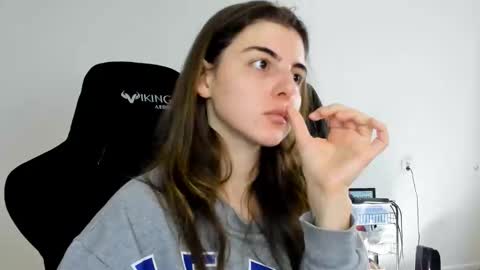 emmamon stream preview