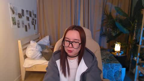 estrella_nouri stream preview