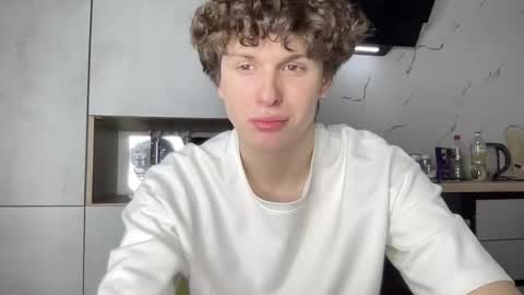 estremecerse stream preview