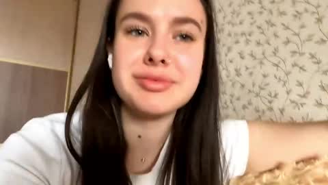 evetteschunk stream preview