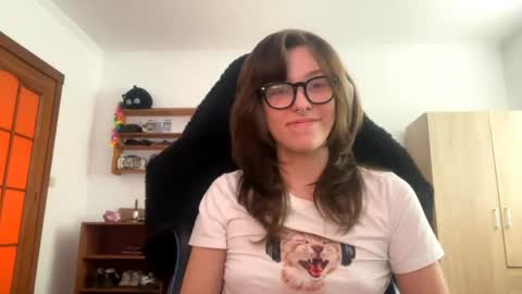 faintpeach stream preview