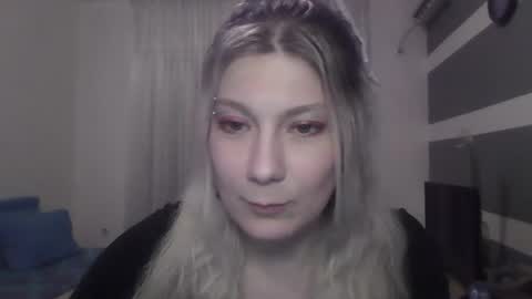 foxy_bright stream preview