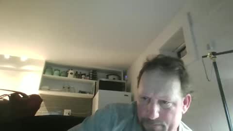 freakinou812 stream preview