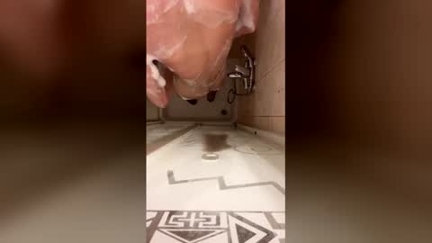 frica19cm stream preview