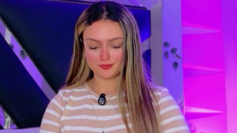 giigii_hadid live stream