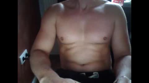 gymxxx_ stream preview