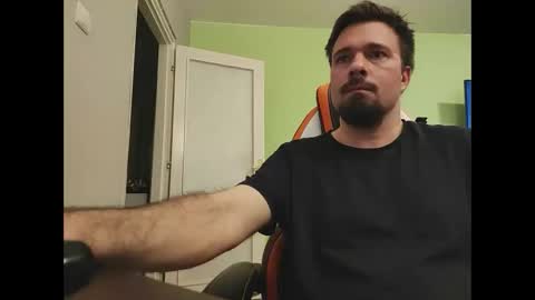 hairy_guy007 stream preview