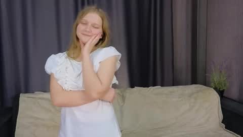 hazeelariel stream preview