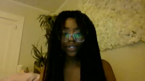 hazelhanes stream preview