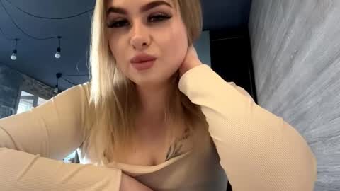 hisakovansciver stream preview