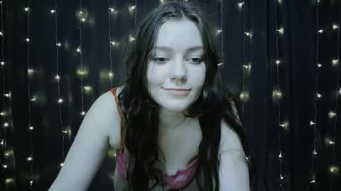 holly_kittenss stream preview