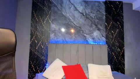 hot_summer_boy stream preview