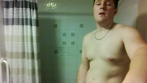 hungnredddd stream preview