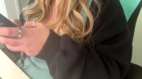 hungry_horny_hippo stream preview