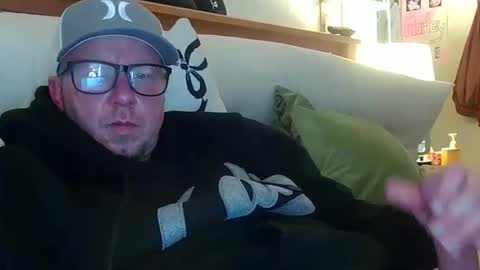 hungsingledad79 live stream