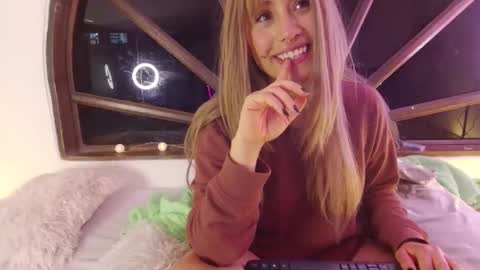 illayna stream preview