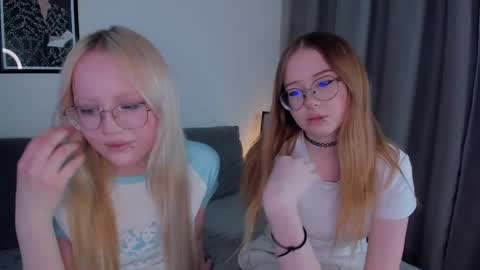 informal_girls1 stream preview