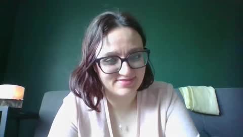 irresistibleparis stream preview