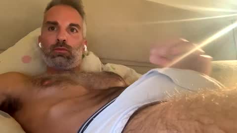 italiantoyboy84 live stream
