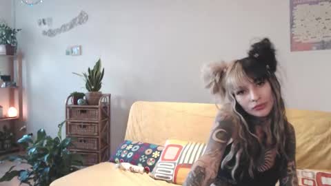 itsauroraxx stream preview