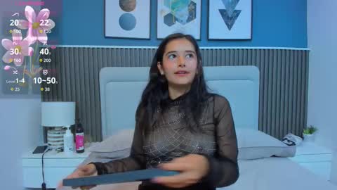 ivy_petit stream preview