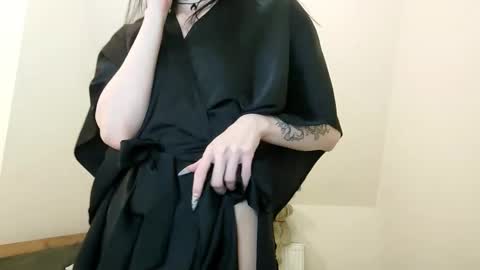 ivy_wise stream preview