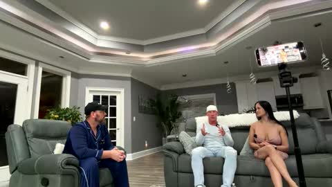 jazmine_jr_cruz live stream