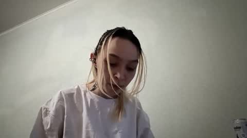 jeannelisonbee stream preview