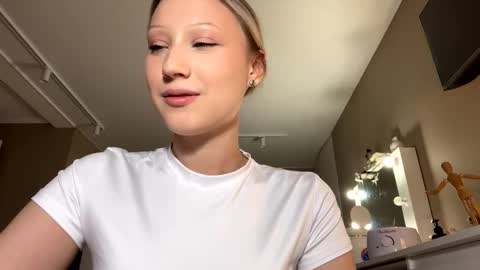 joanniearb stream preview