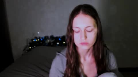 julie_qwerty stream preview