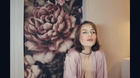 julietrosiecross stream preview